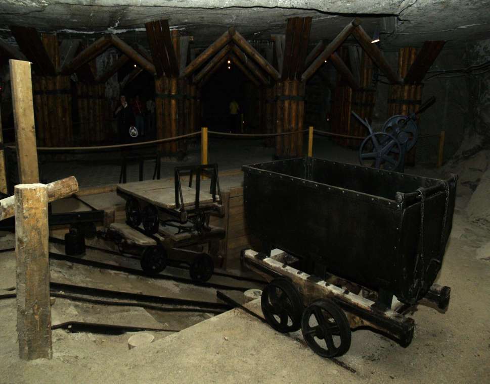 Banské stroje.jpg